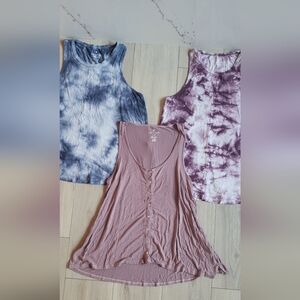 American Eagle Outfitters Soft Sexy Tanks Lot of 3 Womens M Purple Blue Tie-Dye